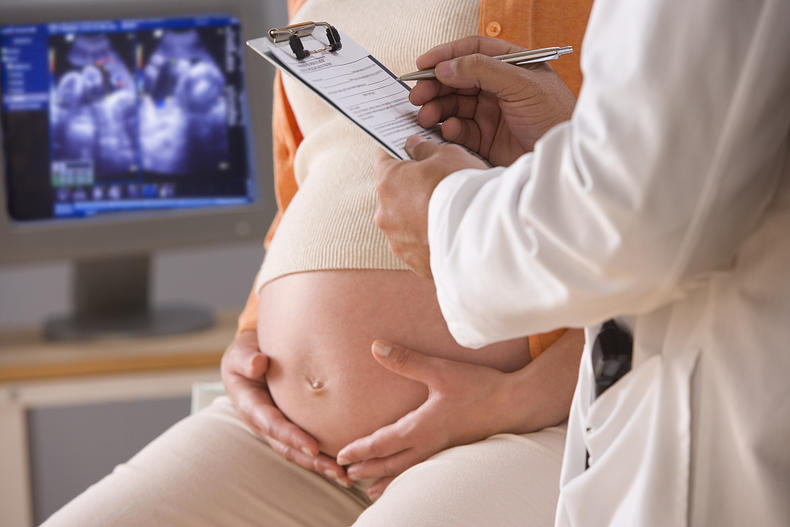 怀孕可以抽血做亲子鉴定吗（孕期抽血亲子鉴定准吗）